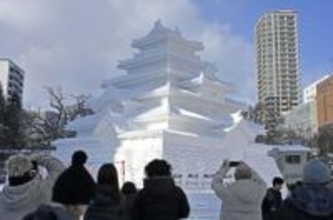 冬の風物詩さっぽろ雪まつり開幕　氷雪像200基、11日まで