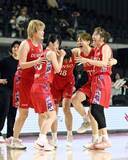 「バスケ女子、デンソーが初優勝　Wリーグ決勝、トヨタ自動車下す」の画像1