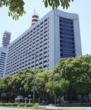 池袋で800万円強盗被害か　2人逃走、中国籍女性軽傷