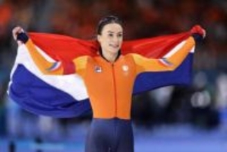 小平奈緒の五輪記録塗り替える　500mでコクが0秒45更新