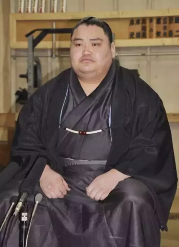 旭富士、最速6場所で新十両昇進　19歳竜鳳は8場所で