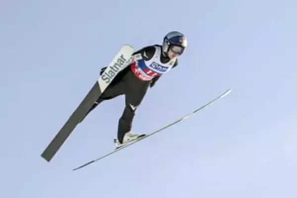 高梨沙羅5位、丸山希は8位　W杯ジャンプ女子第12戦