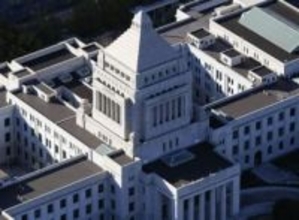 衆院選、投票始まる　深夜にも大勢判明