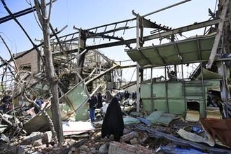 米、イランで撃墜の乗員を救出　交渉期限48時間後に設定