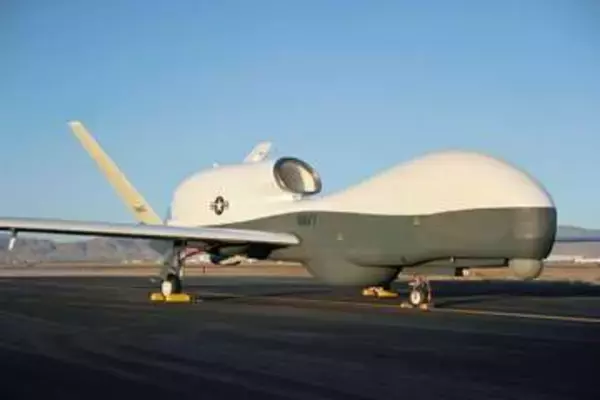 米軍無人偵察機がキューバ飛行か　昨年ベネズエラでも確認