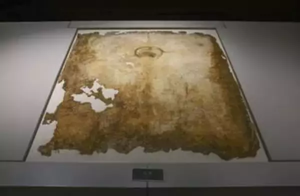 世界遺産の壁画3面公開　キトラ古墳施設開館10周年