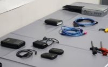 ランクル窃盗疑い、3人逮捕　1都7県、50台の被害関与か