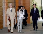 首相「一日も早く全線開通」　北陸新幹線延伸、与党が要望