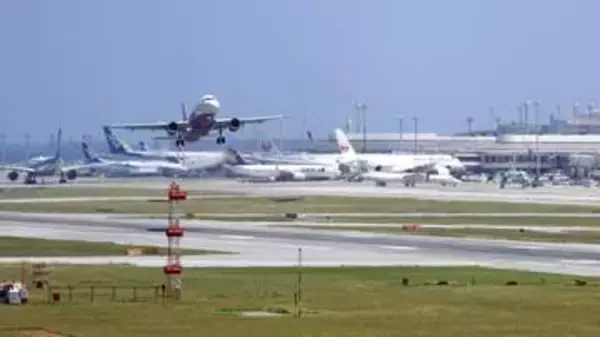保安検査場使えず出発遅れ　那覇空港、はさみ紛失