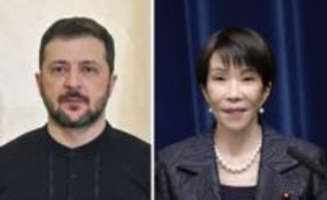 首相、ウクライナ支援継続を伝達　ゼレンスキー氏と初の電話会談