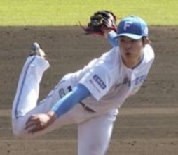 日本ハム柴田、150キロ台連発　投打「二刀流」に挑む