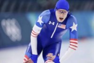 ストルツ完敗に会場どよめき　スピードスケート、3冠逃す