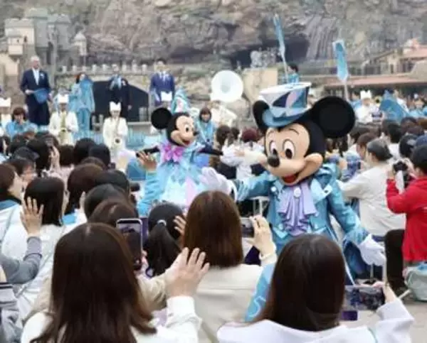 TDS、25周年は海の「青」　記念イベント幕開け