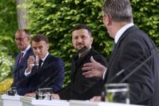 和平案や「安全の保証」協議へ　ウクライナ、英仏独と