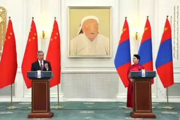 中国とモンゴル、軍国主義非難　日本念頭、外相会談