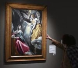 「受胎告知」再展示で盛況　66年ぶり修復過程も解説