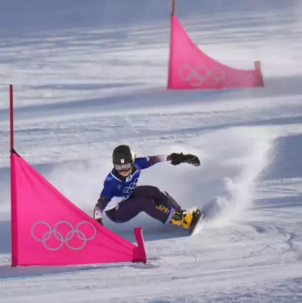 三木3位通過、竹内敗退　スノーボード・8日