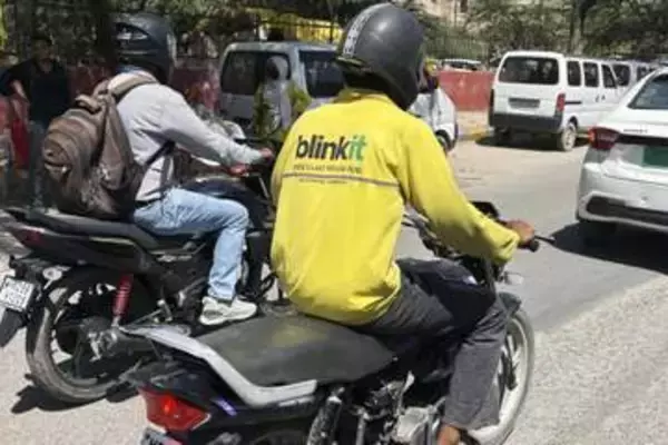 インドの即時宅配、戦国時代　過剰な競争、負担に