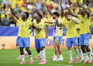日本1―2ブラジル　日本、ブラジルに逆転負け