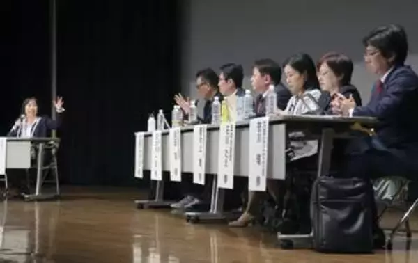 ギャンブル依存症、現場の声を　支援団体、大阪府議と対策討論