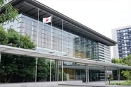 内閣改造も支持率は微増　経済対策、結果が左右