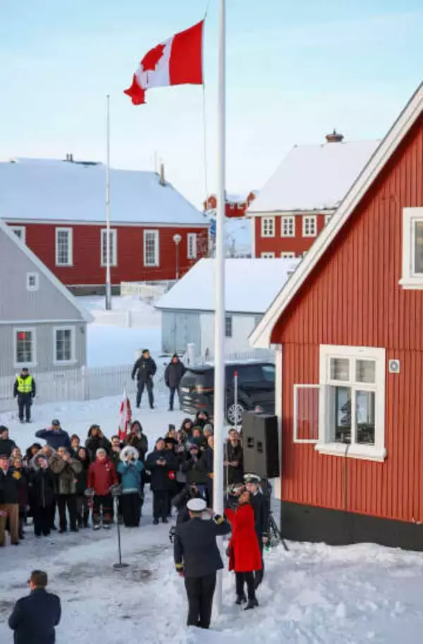 加仏、グリーンランドに領事館　トランプ氏をけん制