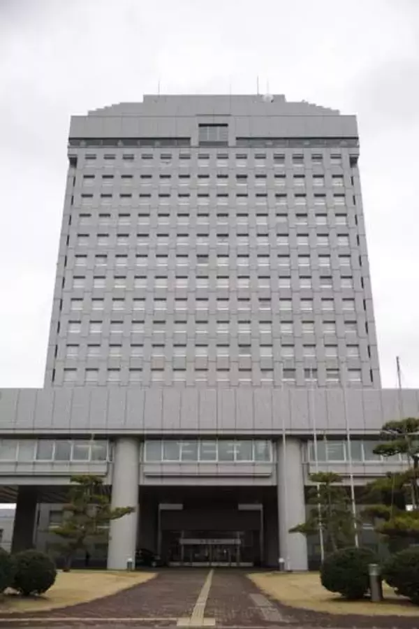 新潟知事選、14日告示　現新3人、原発再稼働の手法争点