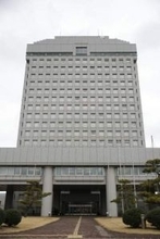新潟知事選、14日告示　現新3人、原発再稼働の手法争点