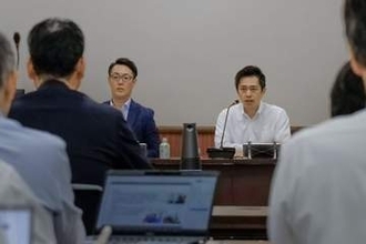 吉村氏「連合つくり副首都議論」　大阪、連携強調