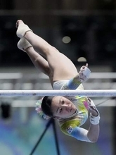 15歳西山実沙が初優勝　全日本体操の女子、岸里奈2位