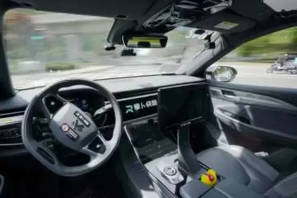 中国、自動運転の新規許可を停止　百度がタクシートラブル多発