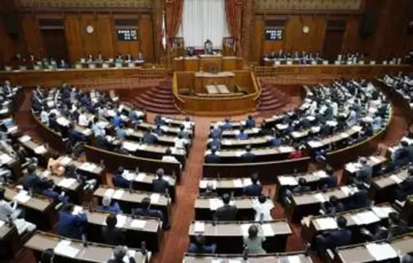 原発建て替えの公的融資を可能に　改正電気事業法が成立