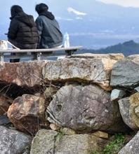 米子城跡石垣に「鯛石」　御利益ありそうと評判