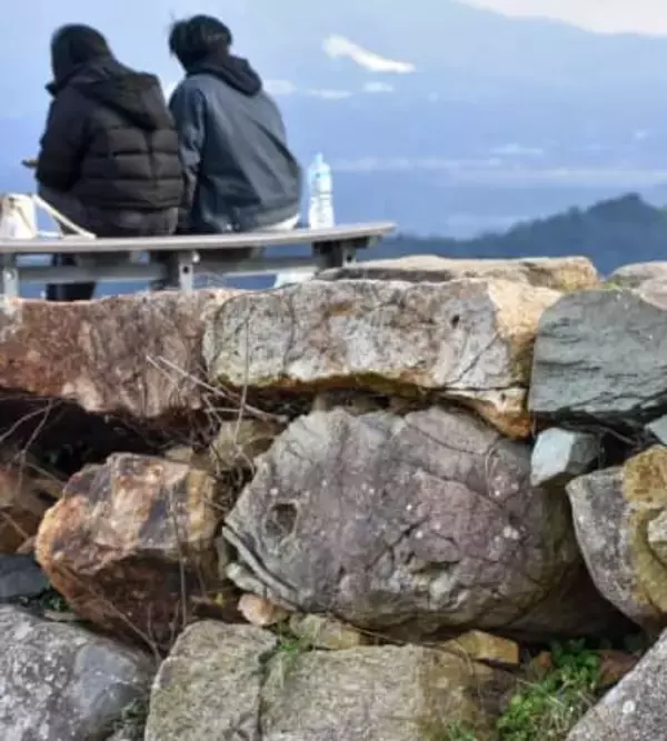 米子城跡石垣に「鯛石」　御利益ありそうと評判