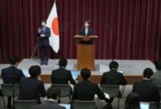 首相、大義問われ「信任必要」　超短期決戦が事実上スタート