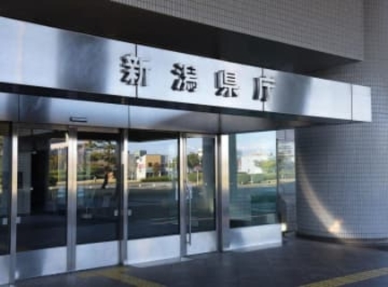 新潟県、大雪で災害派遣要請　独居高齢者宅で雪下ろし