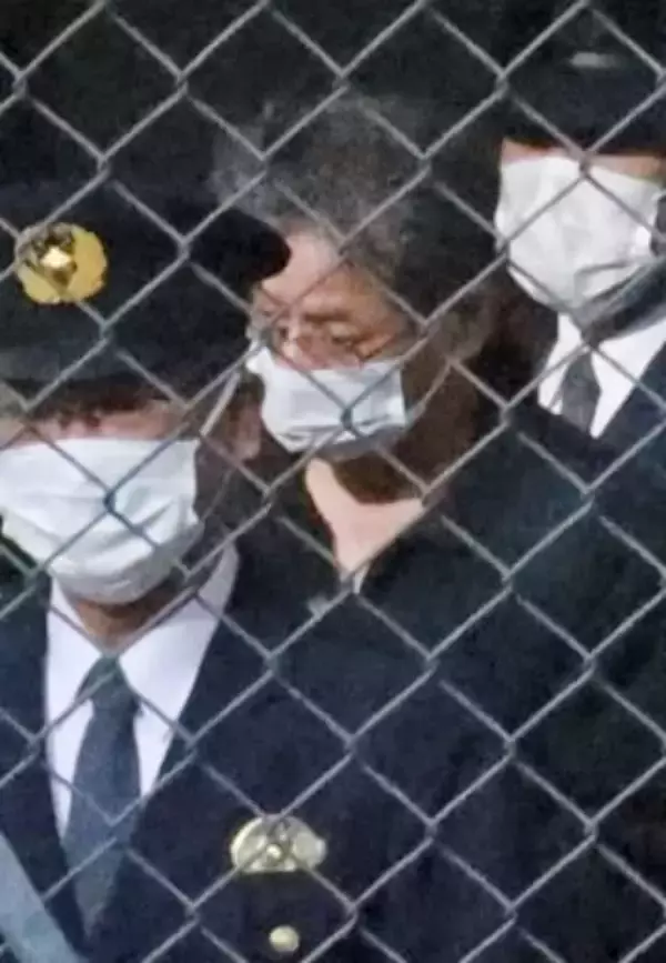 水戸京成百貨店元社長に懲役4年　コロナ雇調金