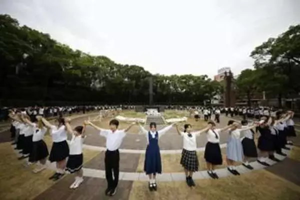 「高校生平和大使」決意新たに　核なき世界へ、爆心地公園で集会