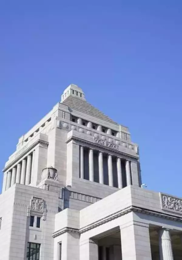 郵送の在外投票27％間に合わず　ネット投票、なぜできないの？