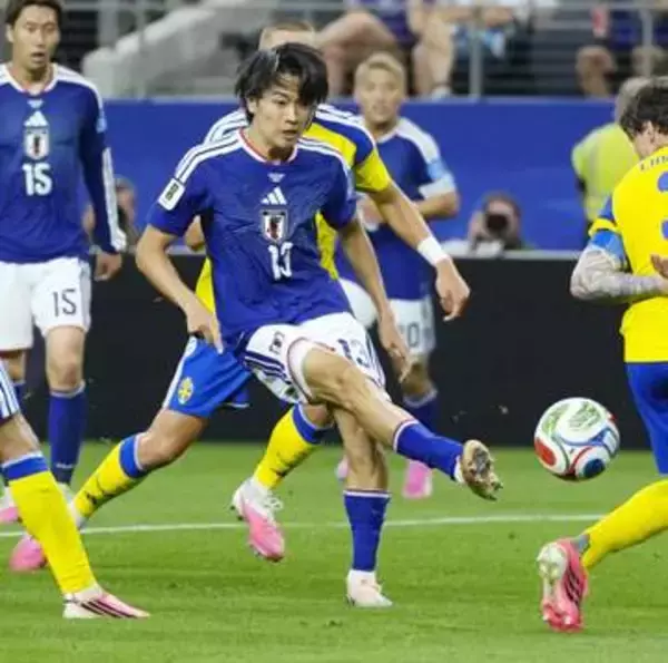中村敬斗、W杯試合中に靴下変更　審判が短さ指摘、「困惑した」