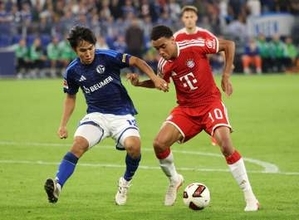 田中聡がドイツリーグ戦デビュー　サッカーの1部、シャルケ