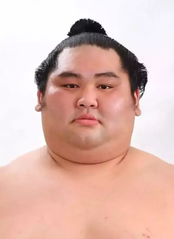 元幕内の大奄美が引退　鹿児島県出身、33歳