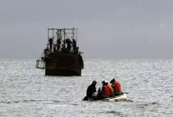 潜水のダイバー心肺停止か　山口の海底炭鉱