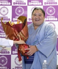 引退の大翔丸「ほっとしている」　35歳、幕内19場所