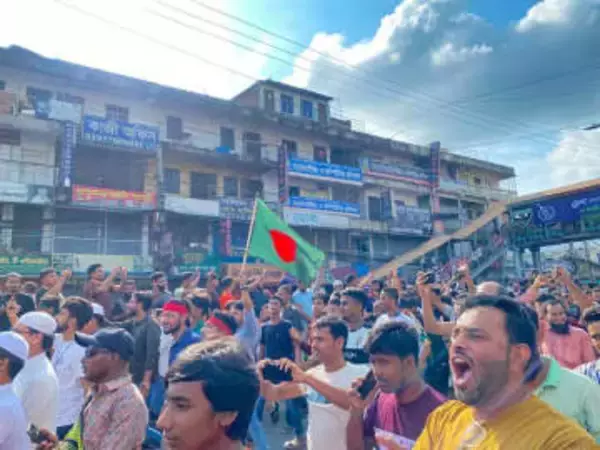 デモ指導者、銃撃され死亡　バングラ、選挙立候補