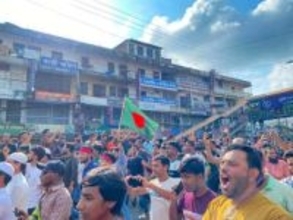 デモ指導者、銃撃され死亡　バングラ、選挙立候補