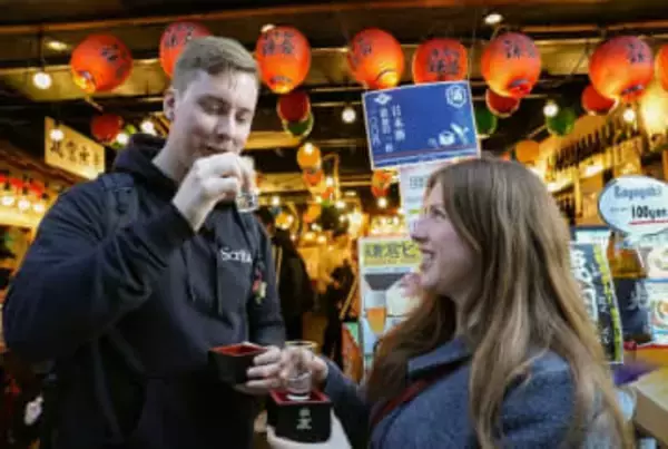 外国人入国者4200万人　過去最多更新、円安影響か