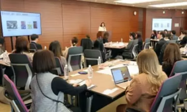 「悩み話しやすい職場に」　女性活躍で地方紙が集会