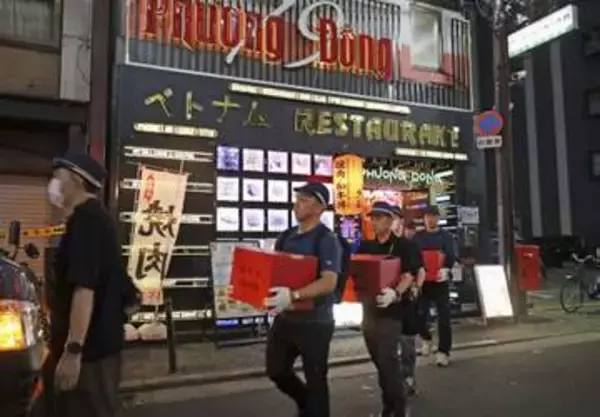 ベトナム人向けビルを捜索　覚醒剤所持疑い、8人逮捕