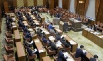 中北教授「審議が遅すぎる」　企業献金巡り参考人質疑